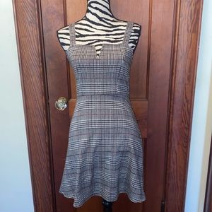 Aeropostale, black and white plaid with purple accents tank, dress size small
